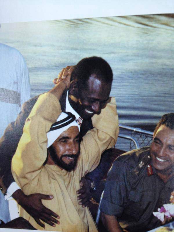 Sheikh Zayed with Kamal Hamza in Sudan during a visit in 1972. Source: Twitter