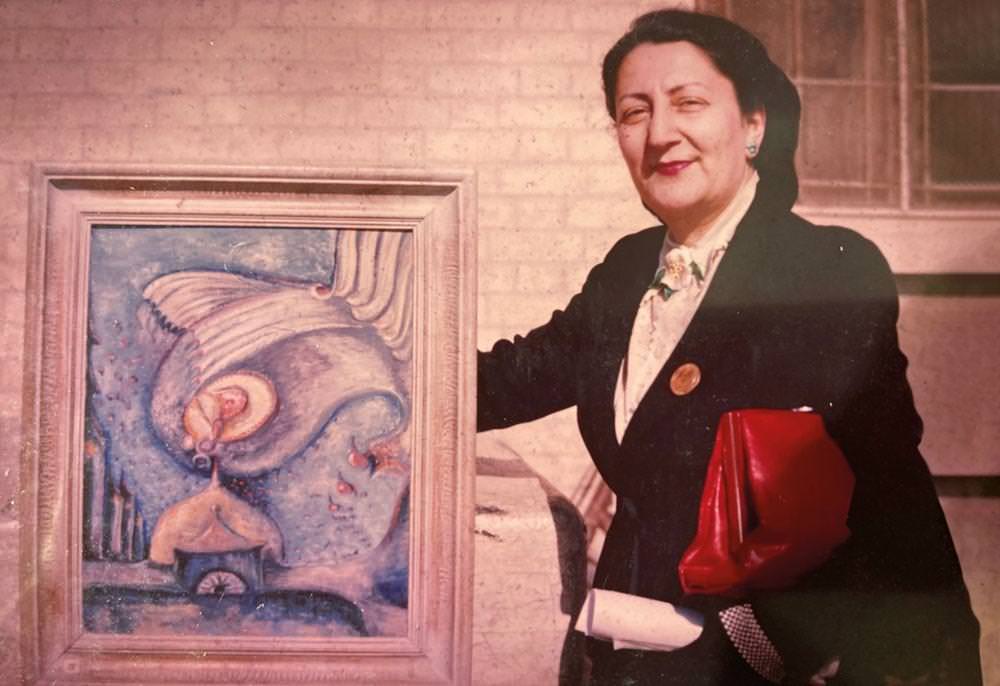 Iraqi artist and calligrapher Madiha Umar pictured in Egypt in the 1950s